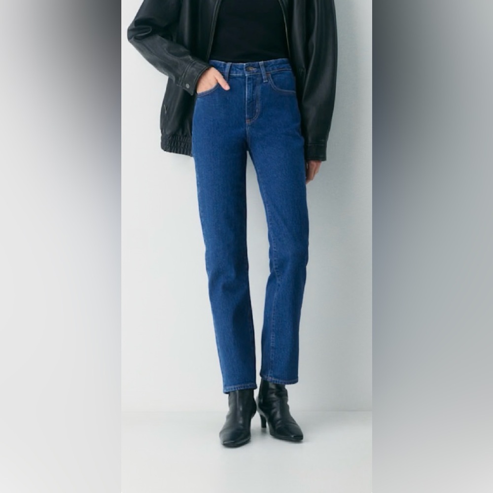 Aritzia Never Worn Denim Forum Straight Leg Blue Jeans